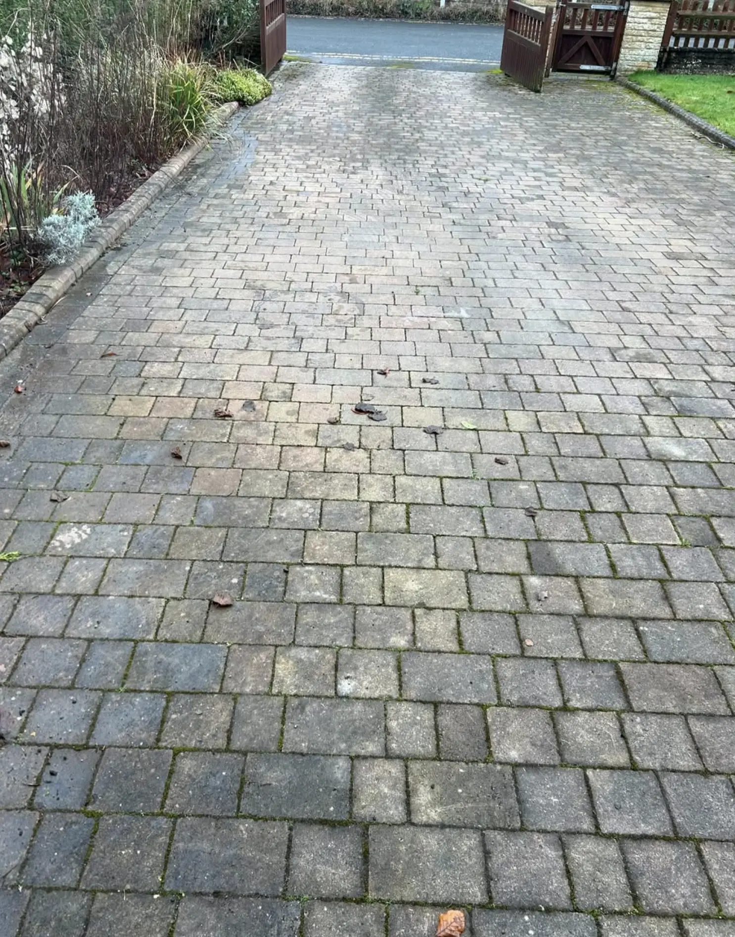 Pavement power washing