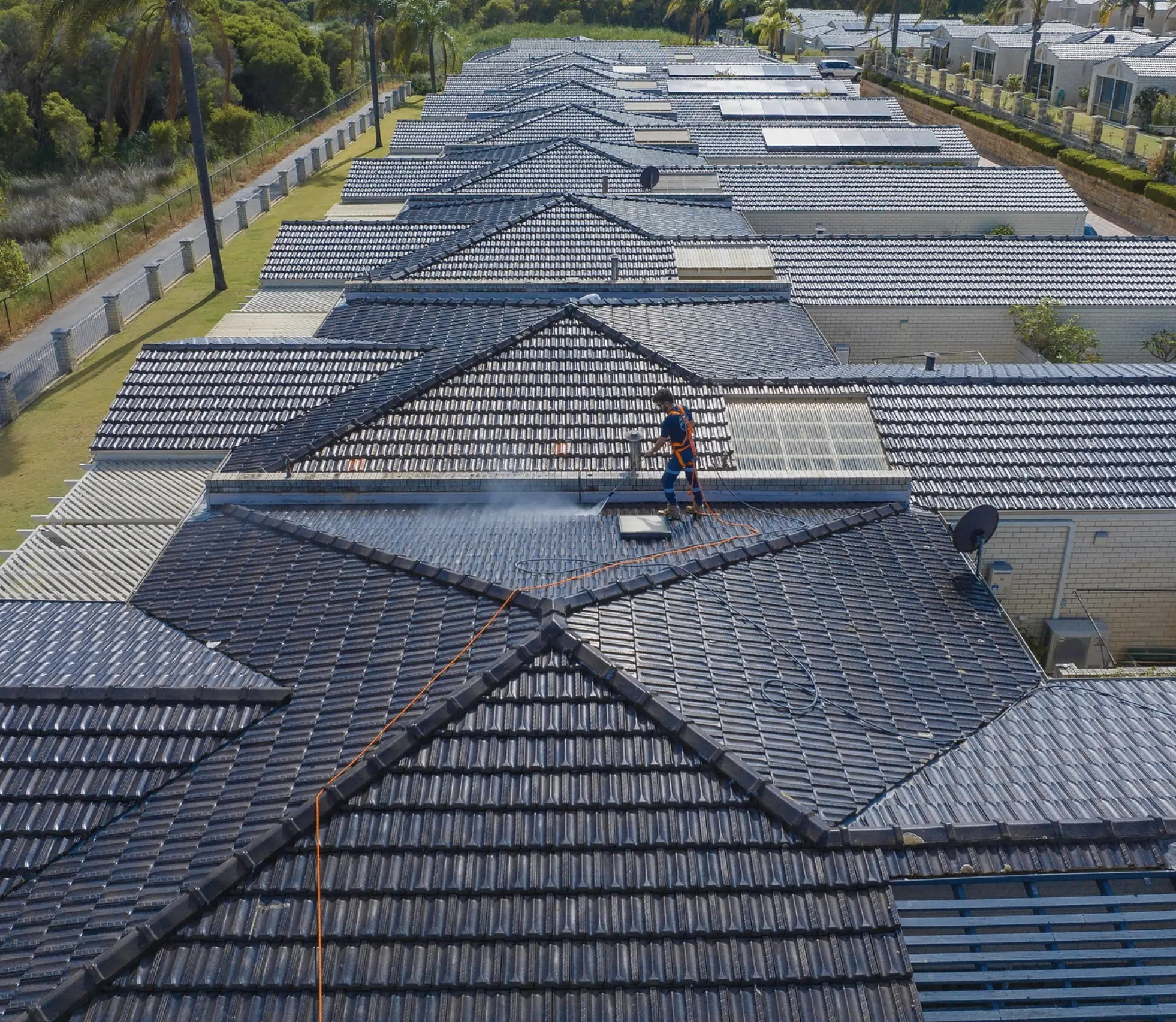 Roof cleaning Melbourne